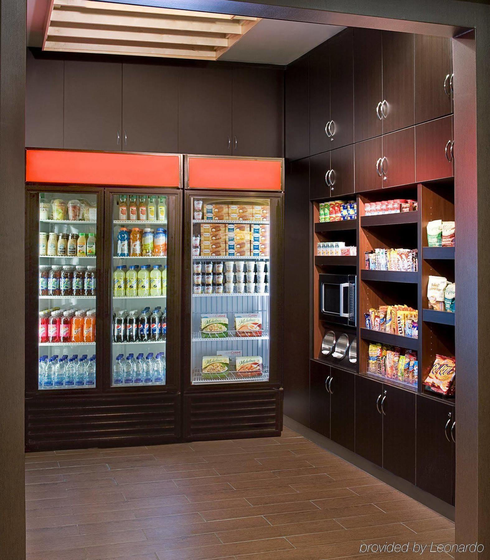 מלון Courtyard By Marriott Toronto ברמפטון מראה חיצוני תמונה